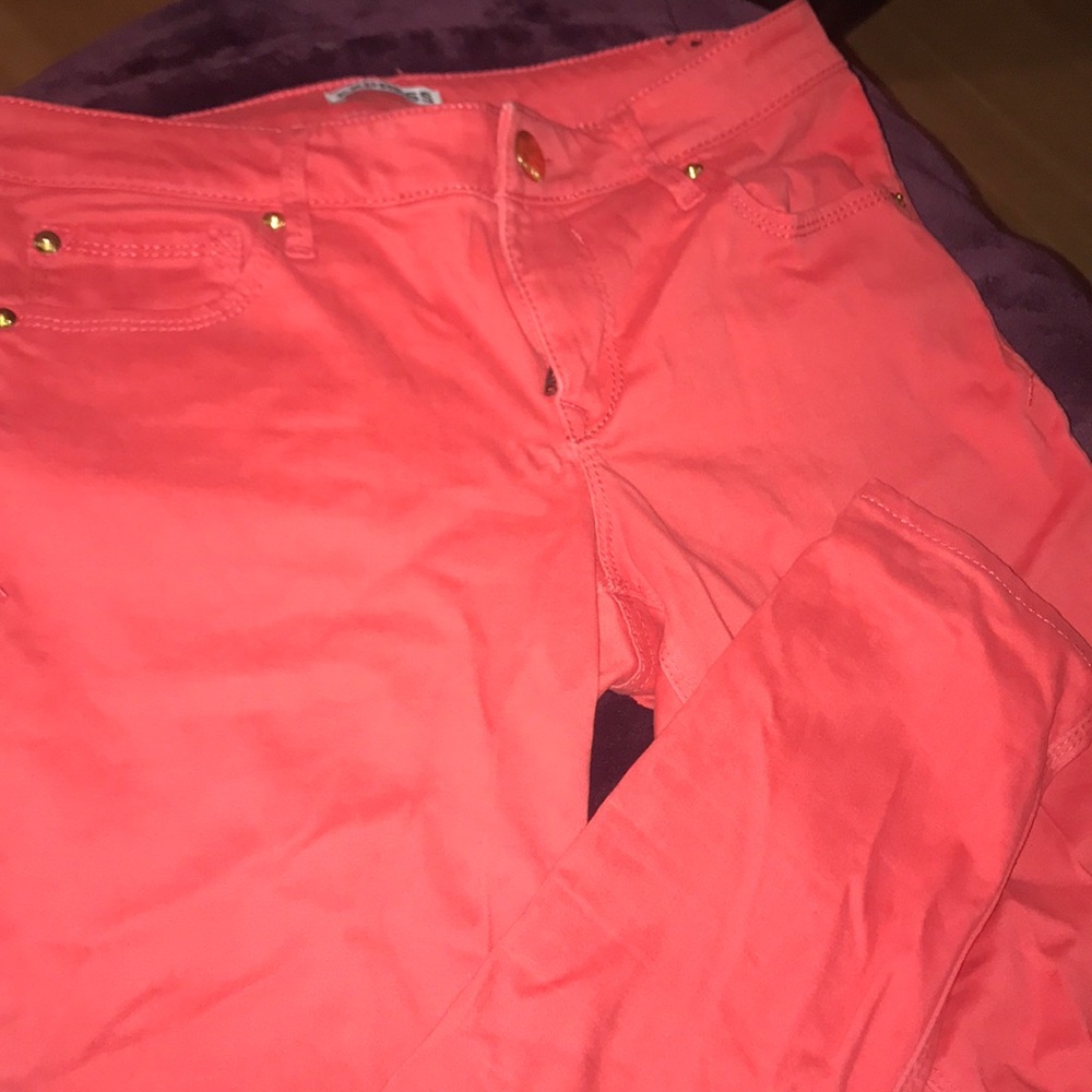 Coral jeans